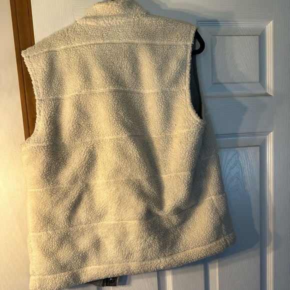 Banana Republic Sherpa Vest - Picture 2 of 2